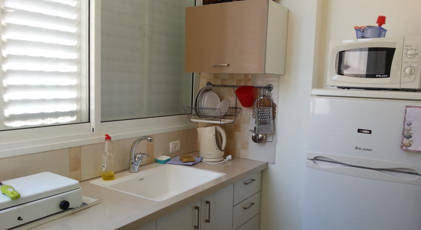 Apartments Petah Tiqwa - Bar Kochva Street Petach Tikva Room photo